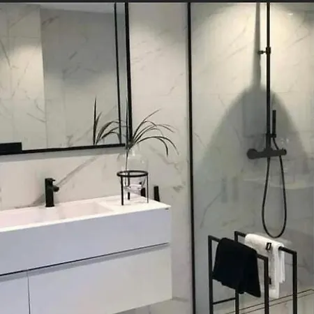 Black Pearl Family In Old Town * Szczecin